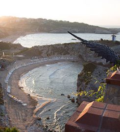 Menendi Beach Clup