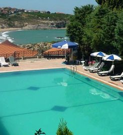 Menendi Beach Clup