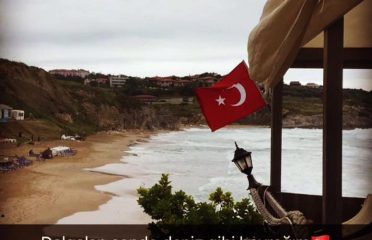 Tiryaki Cafe Beach