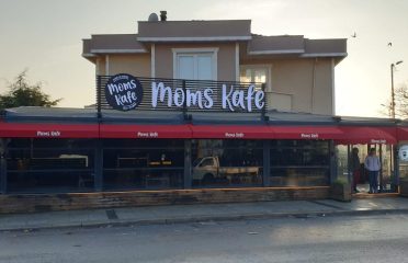 MoMs Kafe